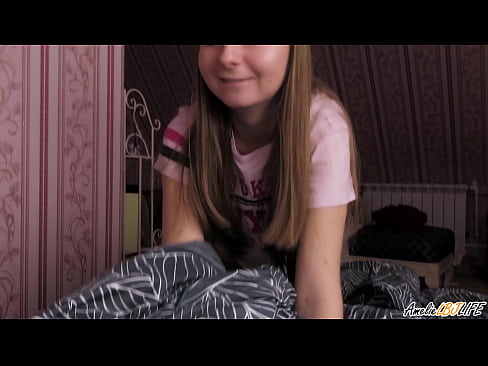 ❤️ Blondie оның BFF-ны терең сорып, аузына шәует алады Порно fb kk.hellporno-com.ru